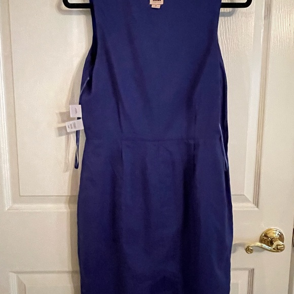 Sleeveless Dress for all Occasions - Picture 11 of 11